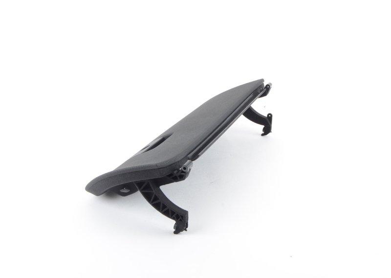 Крышка вещевого ящика