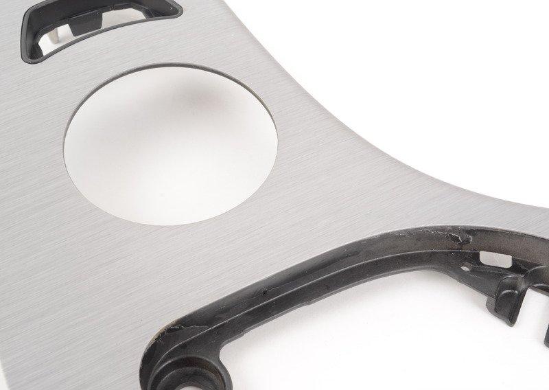 Дек.накладка центральной консоли алюм.