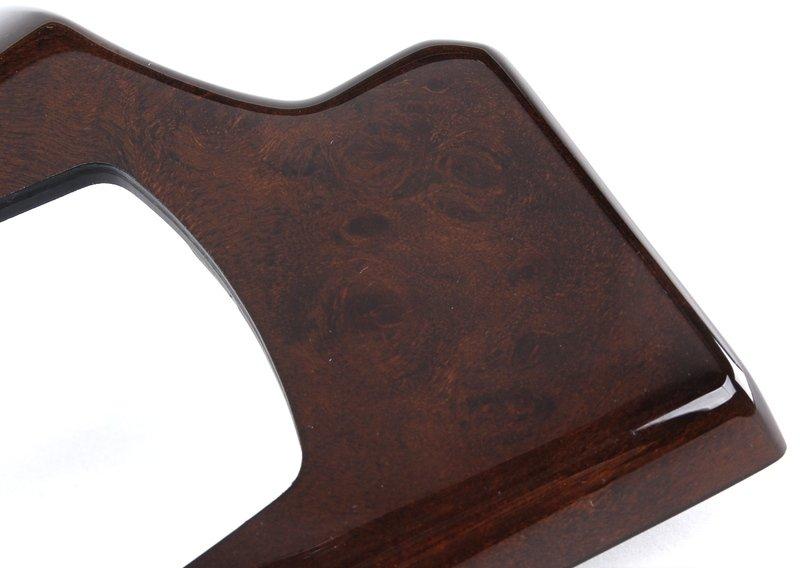 Накладка на пан.приб.из узорчат.тополя Л