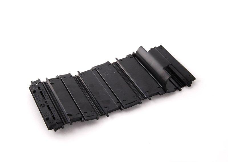 Крышка солнцезащитной шторы