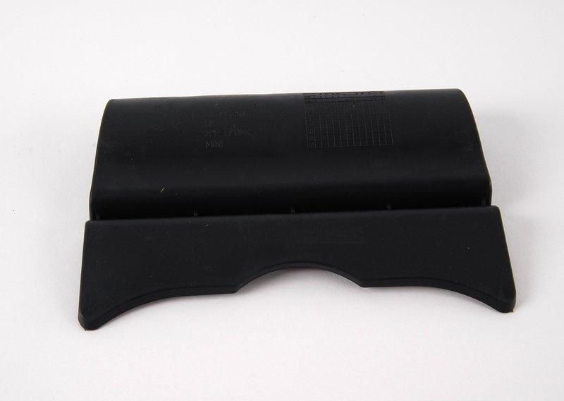 Съемный коврик передней вставки