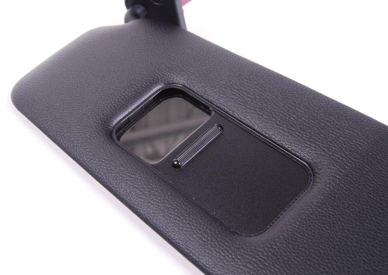 Солнцезащитный козырек с зеркалом Л