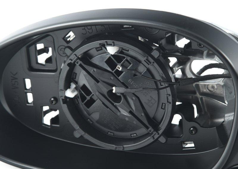 Наружное зеркало с обогревом Л