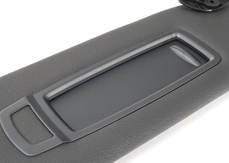 Солнцезащ.коз.с фонар.подсв.туал.зерк. П