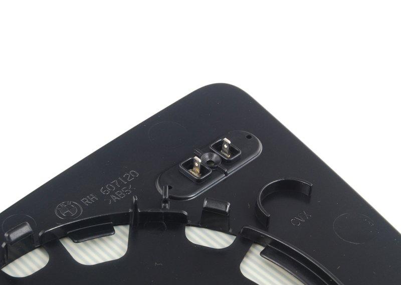 E70 зеркальный элемент правый