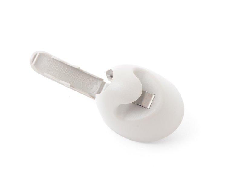 Кронштейн солнцезащитного козырька