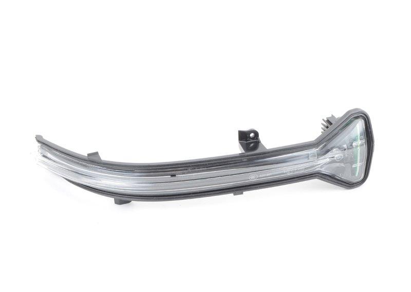 G30/G15/G11 поворотник зеркала правый