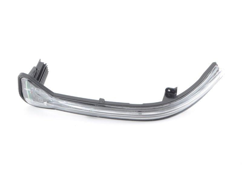 G30/G15/G11 поворотник зеркала правый