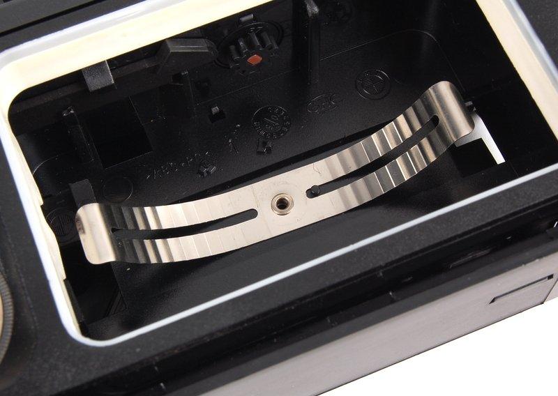 Вставка центральной консоли