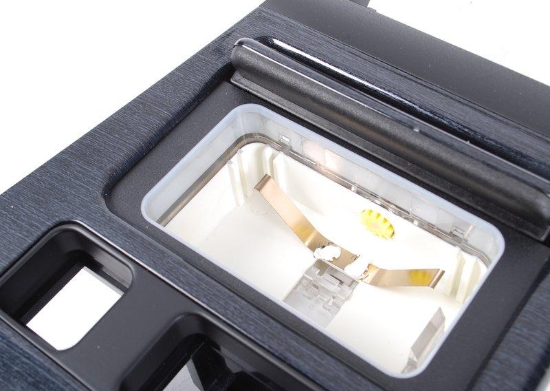 Вставка центральной консоли Ср