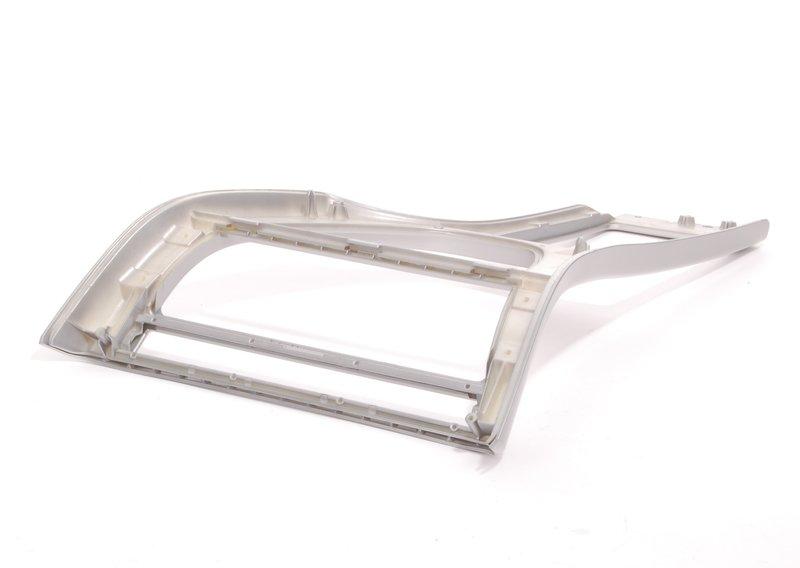 Днище центральной консоли