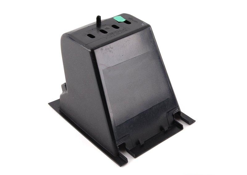 Отделение в центральной консоли Ср