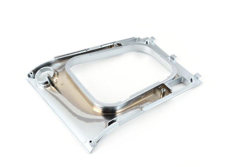 Накладка полки за задним сиденьем