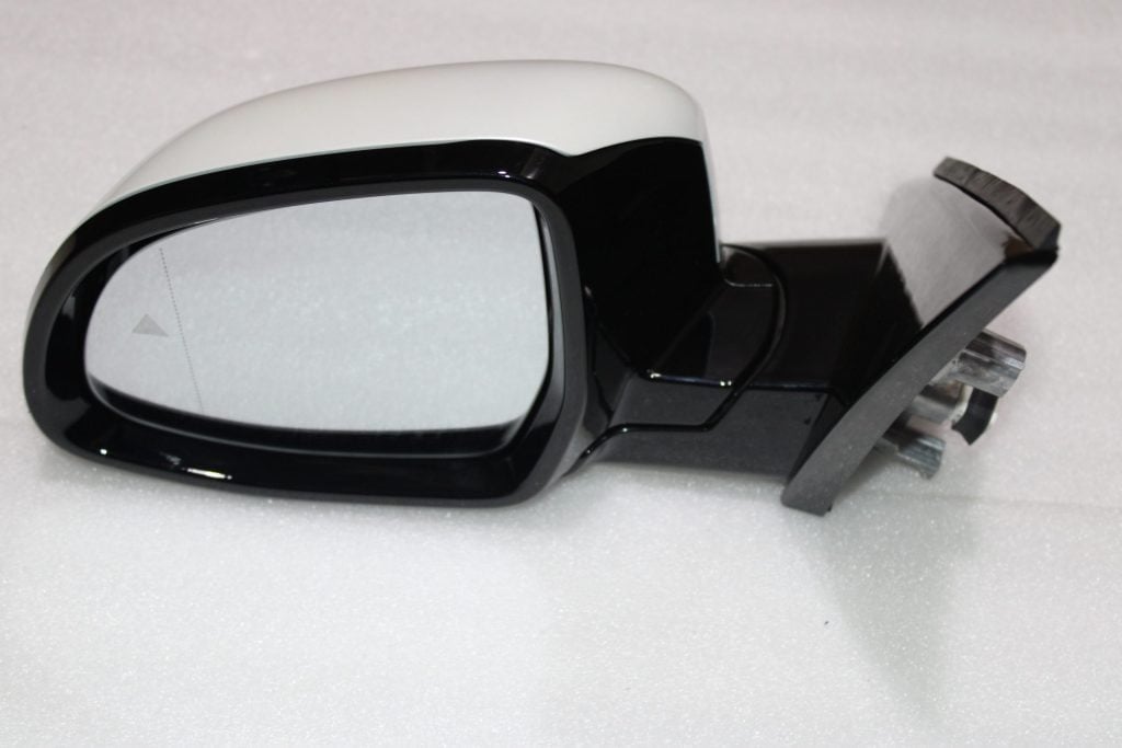 G05/G07 левое зеркало ассистенты камера