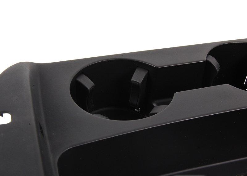 Отделение для подстакан. в центр.консоли