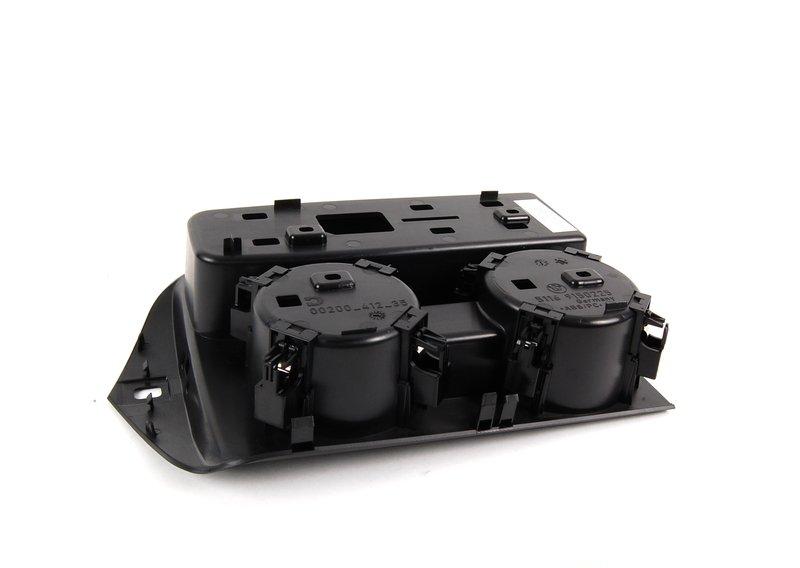 Отделение для подстакан. в центр.консоли