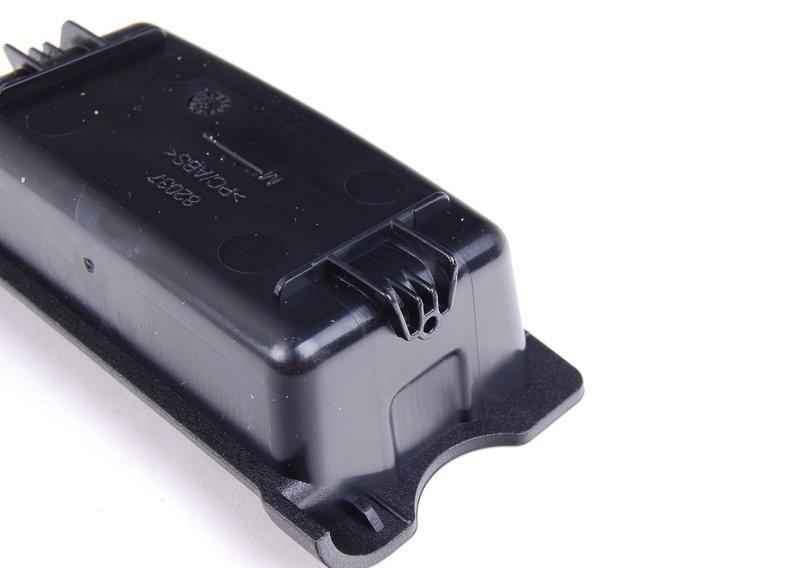 Вставка в отделение для мелких вещей