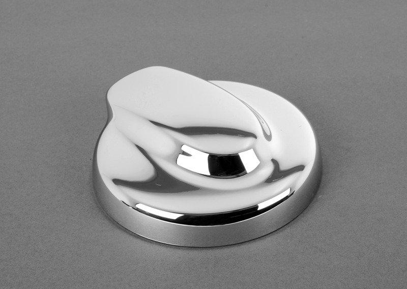 Лючок топливного бака хромированный