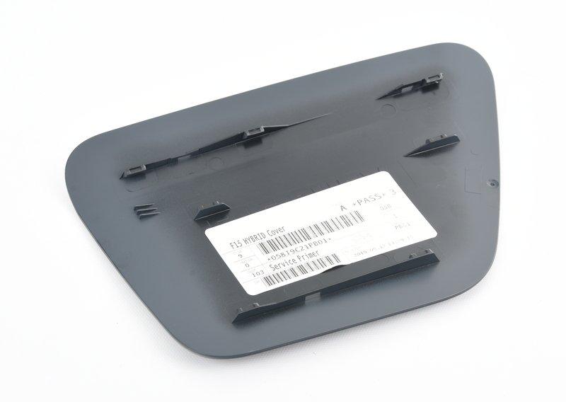 Багажная дверь загрунт.