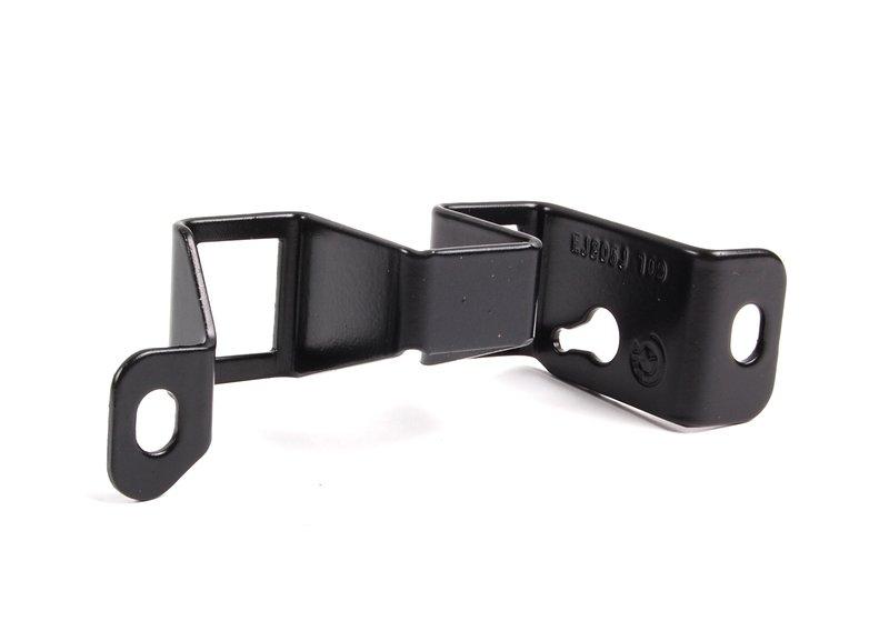 Кронштейн заслонки заливного отверстия