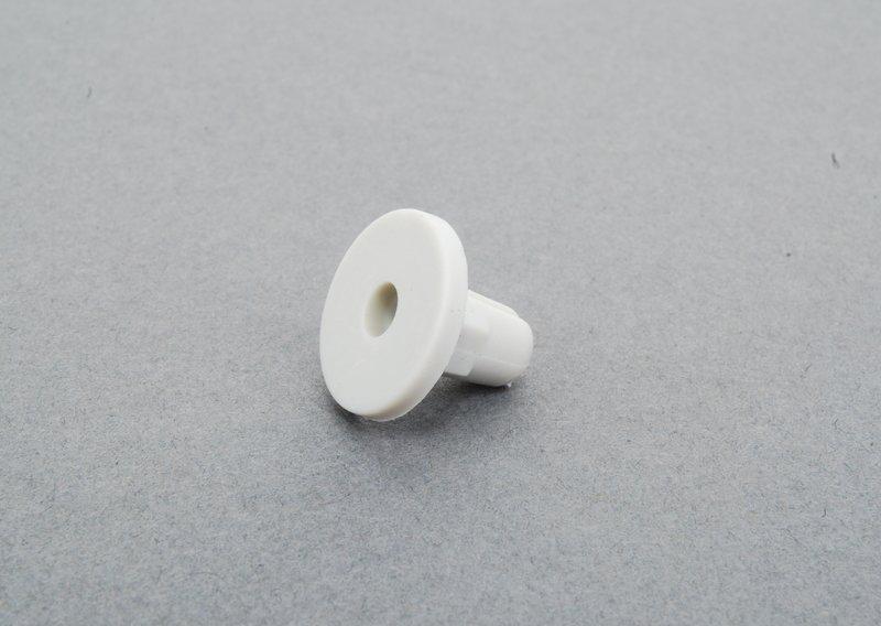 Вставная гайка