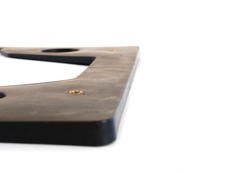 Кронштейн для номерного знака