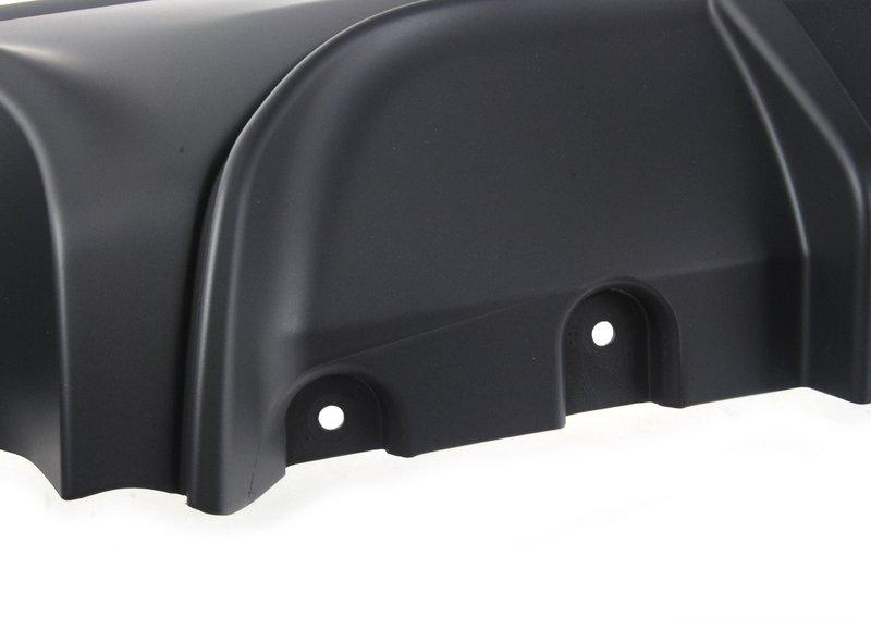 Задний диффузор черный мат.