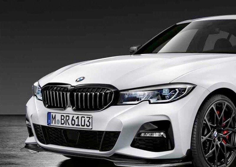 Передняя насадка черная глянцевая