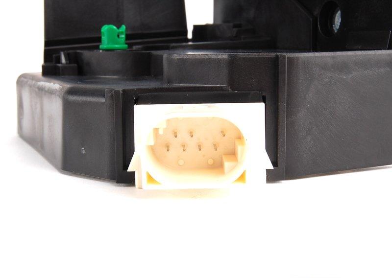 Замок с поворотной защелкой Л