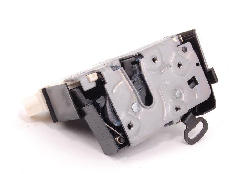 Замок с поворотной защелкой П