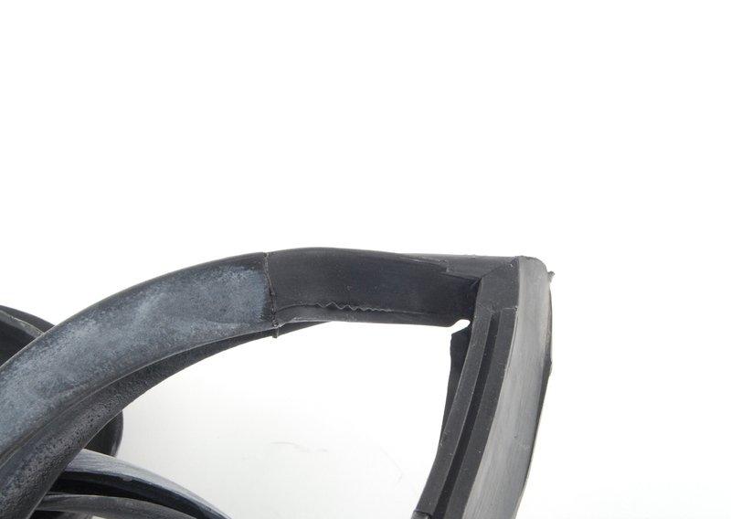 Уплотнитель двери П Пд