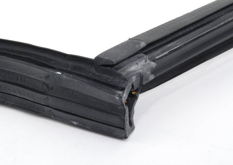 Уплотнитель двери Л