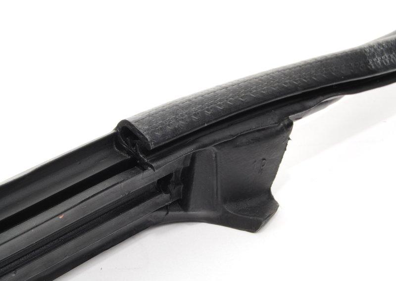 Уплотнитель двери П