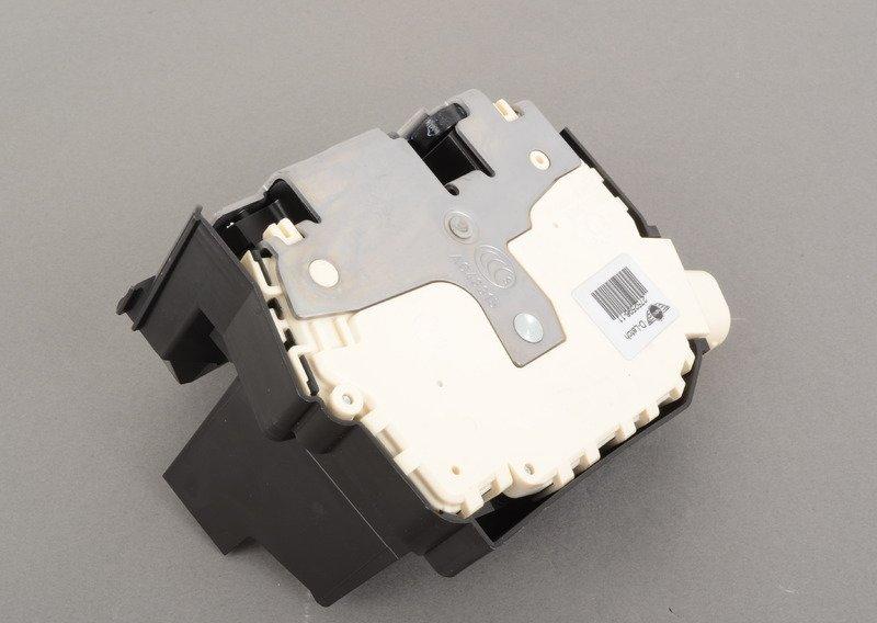 Замок с поворотной защелкой П