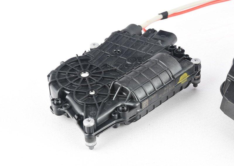 F06 доводчик правый