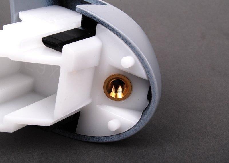 Накладка двери загрунтованная Л