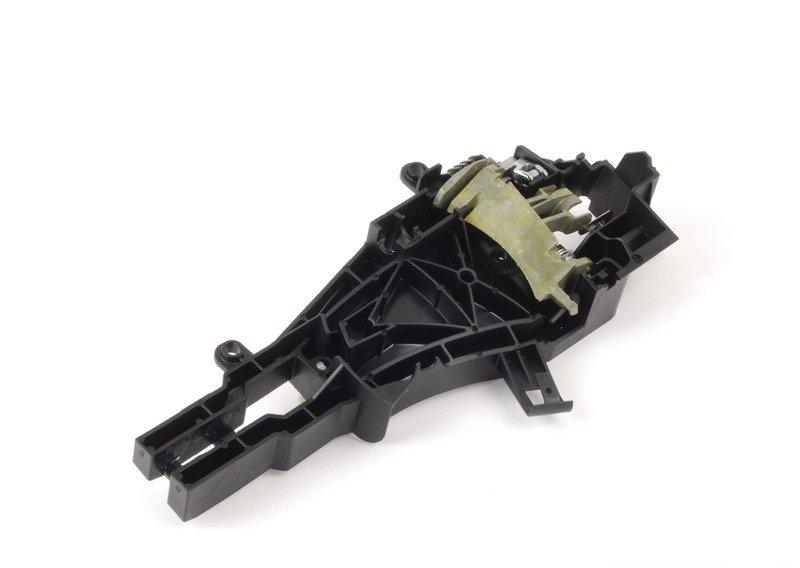 Опора наружной ручки двери Л