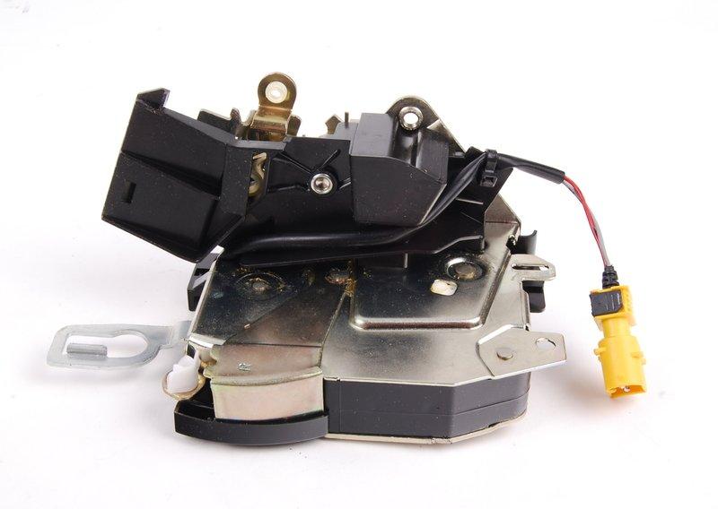 Замок с поворотной защелкой П Пд