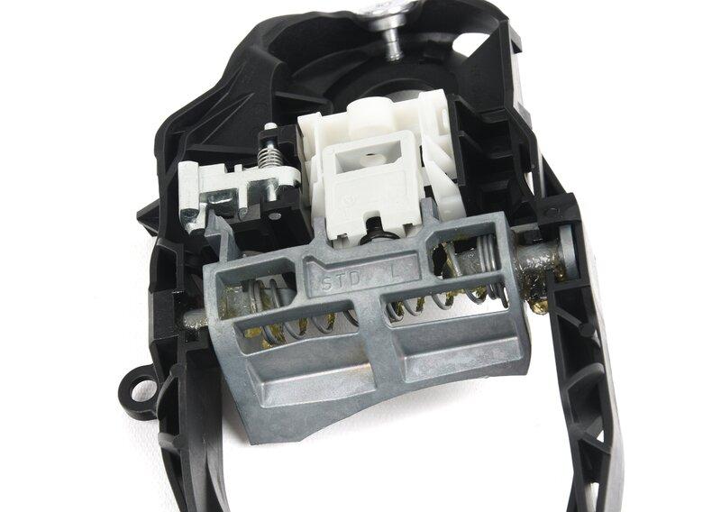 Опора наружной ручки двери Л