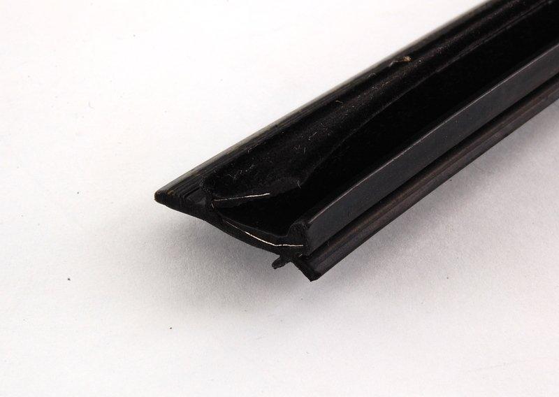 Уплотнитель шахты стекла Л Внутр