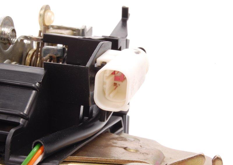 Замок с поворотной защелкой Л Зд