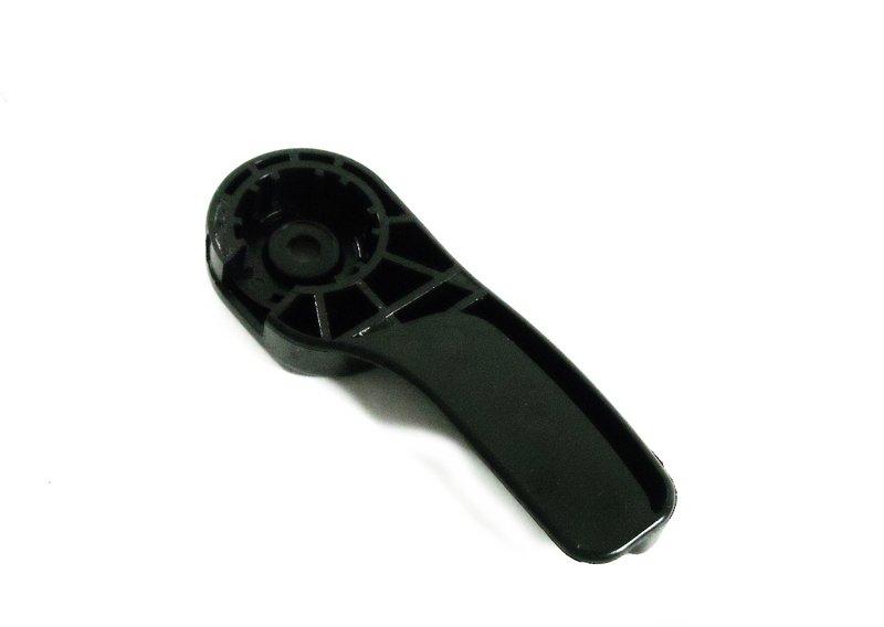 E32/E36 ручка привода капота