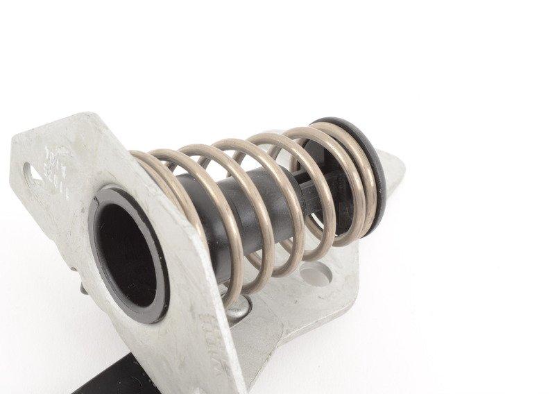 Захватный крюк капота