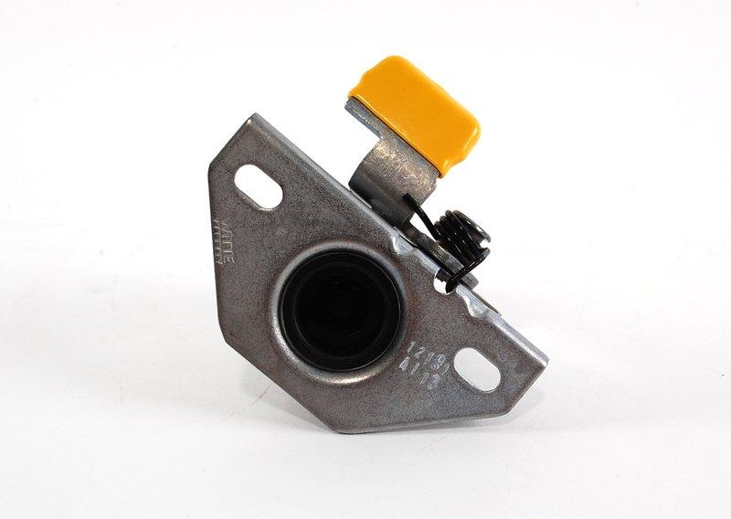 Захватный крюк капота