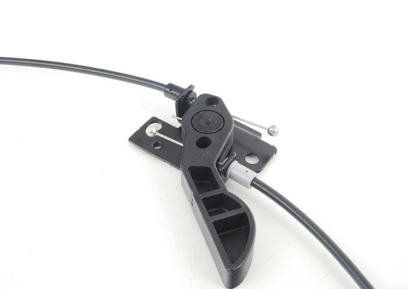 F10/F07/F01 трос капота передний