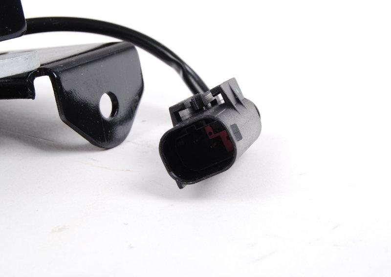 Механизм замка капота. нижняя часть Л