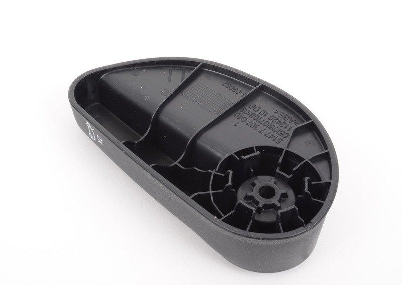 Рычаг привода капота