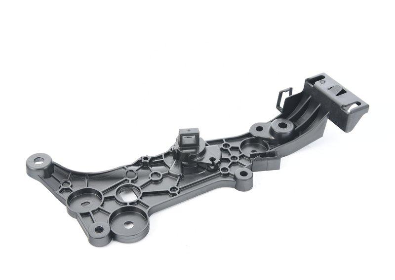 Кронштейн рычага привода капота