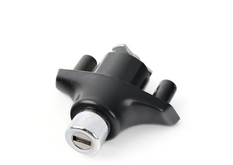 Запорный механизм с ключом