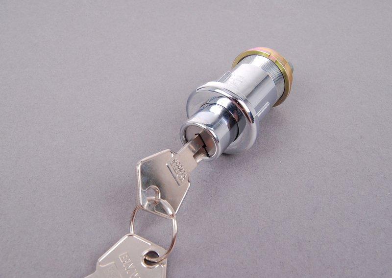 Запорный механизм с ключом